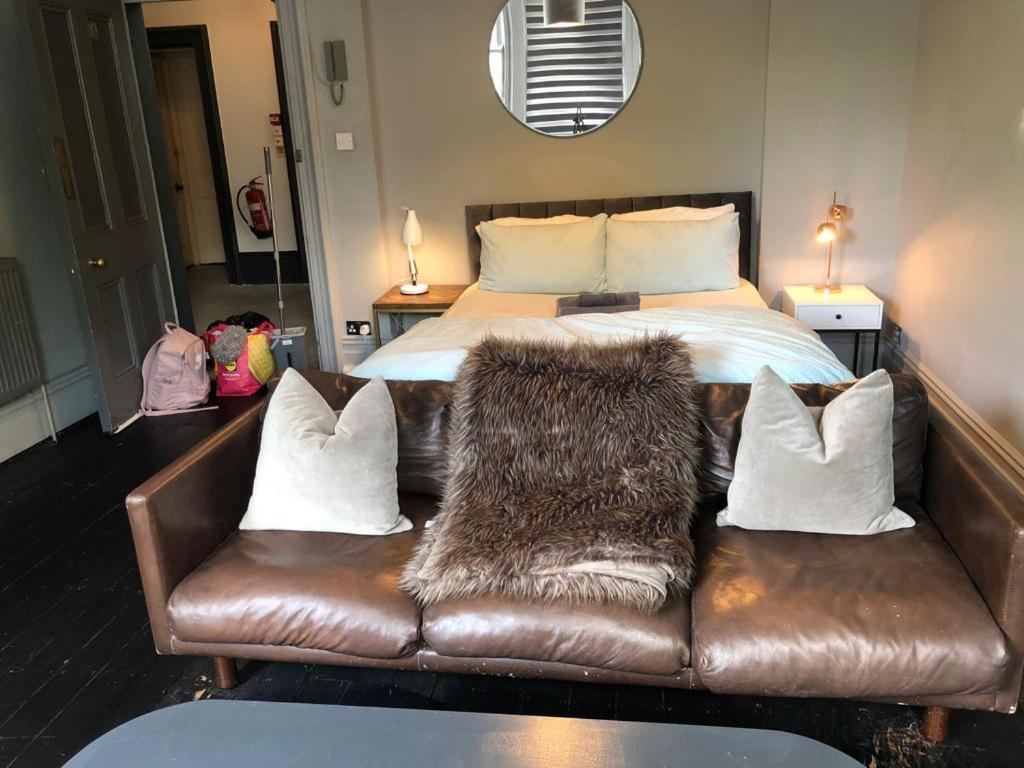 10 Large Elegant Studio - Prime Location - Comfortable - Private برايتون المظهر الخارجي الصورة
