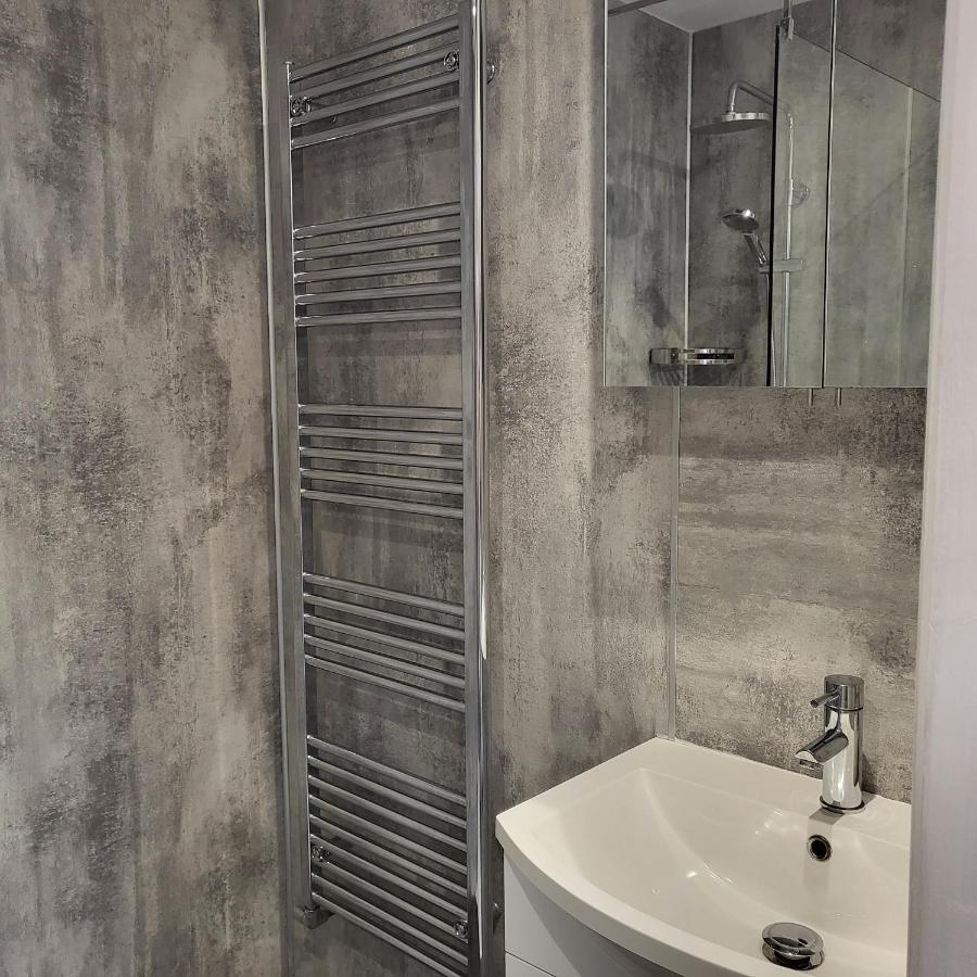 10 Large Elegant Studio - Prime Location - Comfortable - Private برايتون المظهر الخارجي الصورة